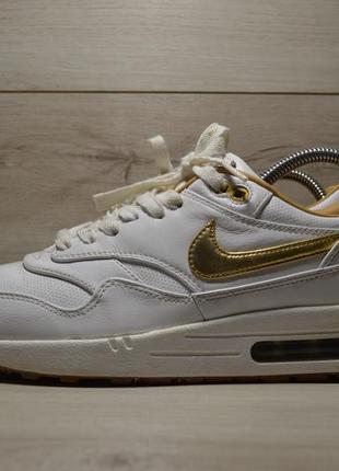 Nike woven best sale