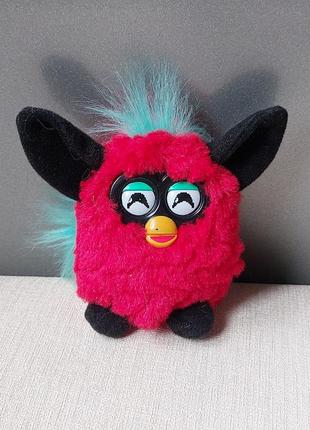 Іграшка furby, сербі макдональдс