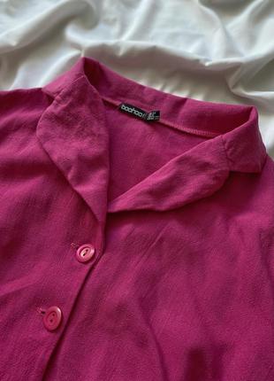 Вкорочена яскрава рожева сорочка на гудзиках із коротким рукавом, кроп топ boohoo льон5 фото