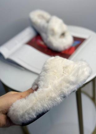 Тапки домашні вʼєтнамки капці шльопанці тапочки з відкритим носком  пухнасті теплі молочні білі6 фото