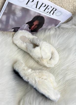 Тапки домашні вʼєтнамки капці шльопанці тапочки з відкритим носком  пухнасті теплі молочні білі3 фото