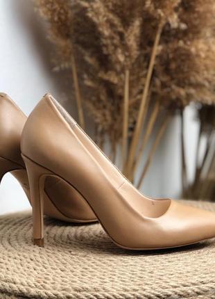 Туфлі човники з гострим носком на високому підборі шпилька  9 см