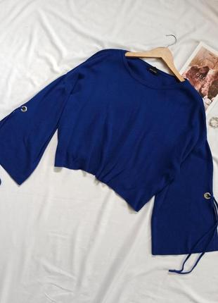 Яркий синий свитер с рукавами клёш/с широкими рукавами