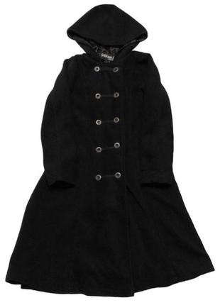 Пальто от бренда gothicana