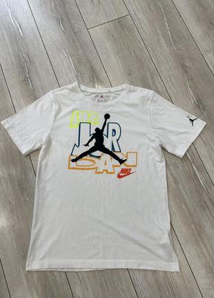 Футболка nike  air jordan