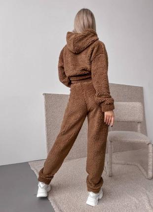 Теплый костюм эко мех, «тедди» турченка, кофта с капюшоном и карманом кенгуру+ брюки: пояс на резинке, низ на манжете, различные цвета4 фото
