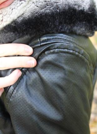 Женская кожаная куртка - жилетка4 фото