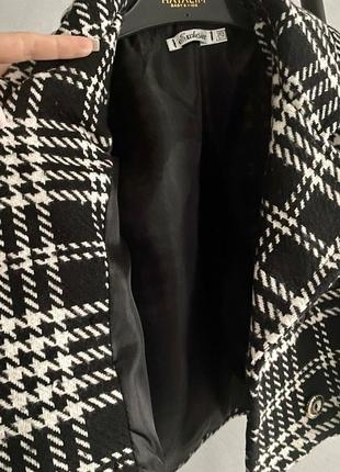 Теплый твидовый костюм для девочки подростка пиджак + юбка шорты черный в стиле шаннель8 фото