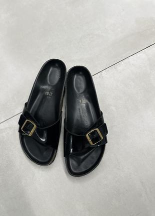 Шльопанці birkenstock