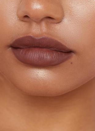 Карандаш для губ peaches &amp; cream lip liner hotline1 фото