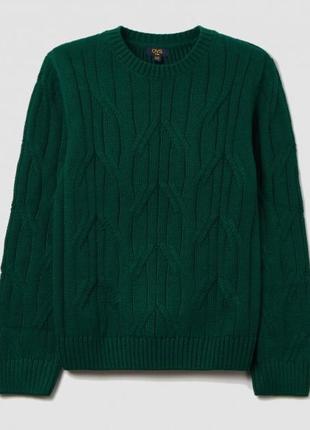 Теплый вязаный свитер красивого зеленого цвета