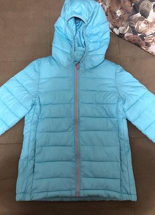 Яскрава курточка