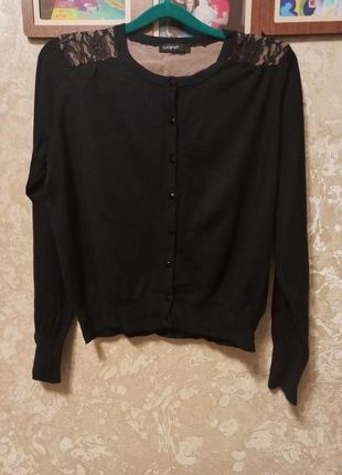 Кофтина на гудзиках