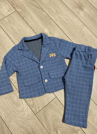 Нарядный костюм на мальчика 12-18 м