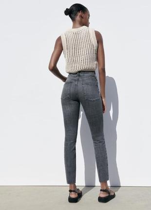 Красивые серые джинсы zara оригинал, размер 38 маломерят на 344 фото