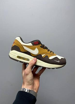 Чоловічі кросівки  nike air max 1 x patta brown beige