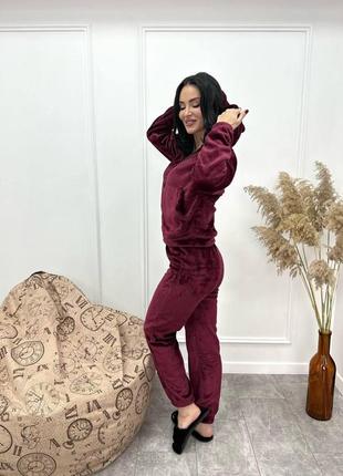 Махровый женский костюм-пижама. бордовый 46-48