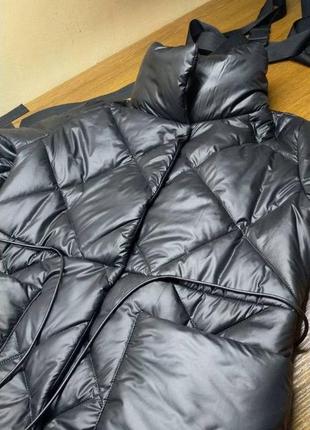 Куртка пальто лаке стеганая длинная черная зима6 фото