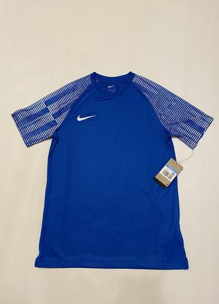 Нова спортивна футболка nike dri-fit оригінал4 фото