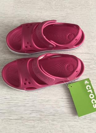 Босоножки crocs j1 на 32-334 фото