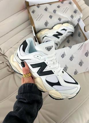 Кросівки жіночі nb 9060 white/black