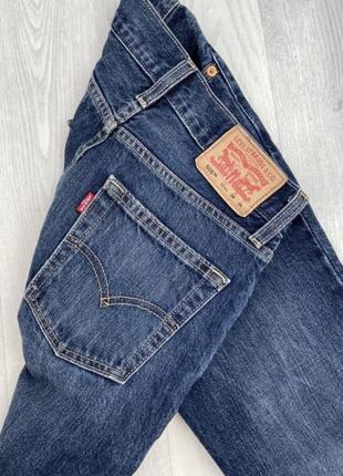 Levis джинсы