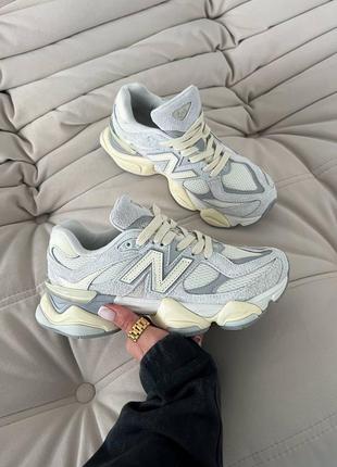 Классные женские кроссовки new balance 9060 quartz grey світло-сірі з кремовим