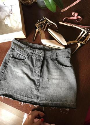 Стильна спідниця 38 м