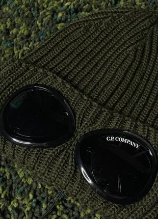 Шапка c.p. company merino wool goggle beanie olive (new) | original3 фото