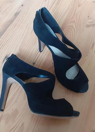 Распродажа, скидка, charles by charles david босоножки на высокий подъем большой размер скидка