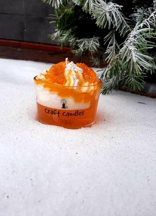 Свічка у вигляді десерту з ароматом мандаринки3 фото