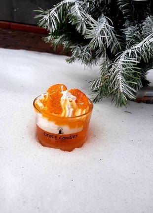 Свічка у вигляді десерту з ароматом мандаринки