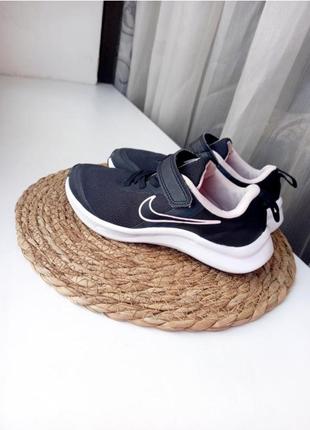 Кросівки nike