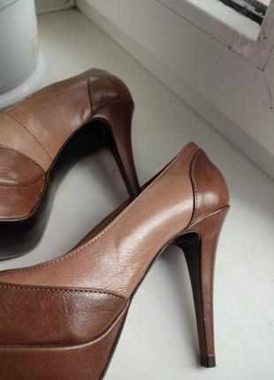 Туфлі жіночі