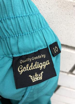 Яркие спортивные шорты golddigga5 фото