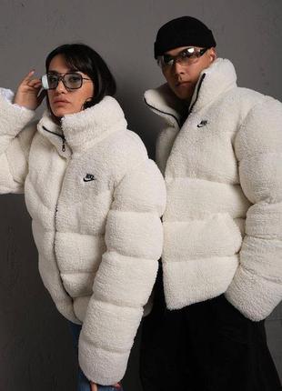 Плюшевая куртка low nike в двух цветах 🤩