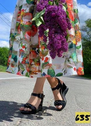 Босоножки "молли"