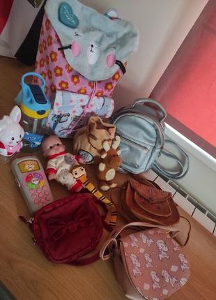 Рюкзаки+сумочки та інші аксесуари (ціна за все разом!)3 фото