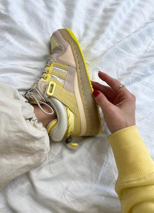 Прекрасные женские кроссовки adidas forum low x bad bunny yellow жёлтые с бежевым4 фото