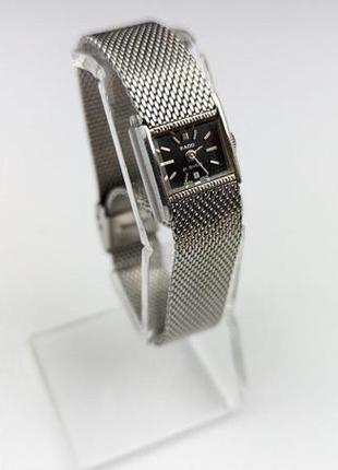 Часы женские механические rado