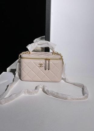 Женская сумка classic beige lambskin pearl crush vanity bag6 фото