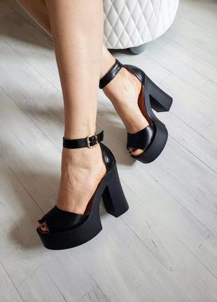 Чёрные туфли босоножки р36-40 на высоком каблуке платформе кожа кожаные  чорні босоніжки