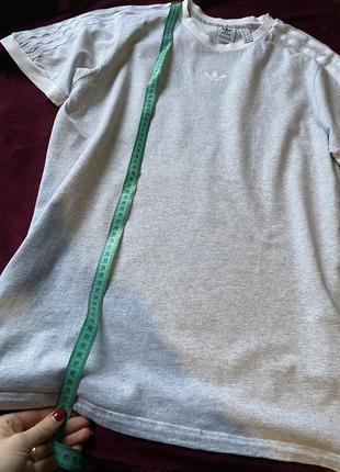 Хлопковая футболка adidas originals мужская цвет серый узор10 фото