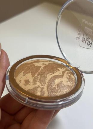 Bronzing powder бронзовая пудра от essence