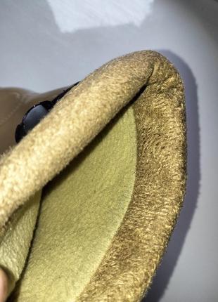 Женские бежевые непромокаемые утепленные резиновые прорезиненные ботинки зимние теплые2 фото