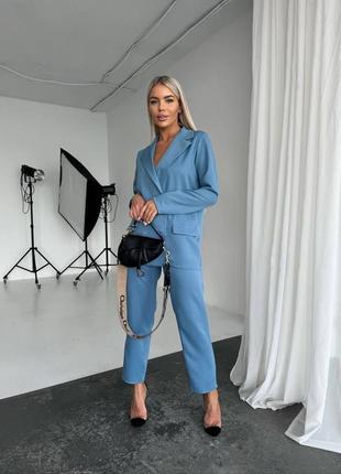 Костюм женский