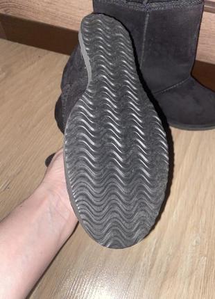 Угги на танкетке