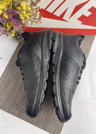Оригинальные новые кожаные кроссовки nike5 фото
