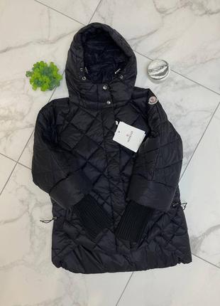 Зимова куртка moncler