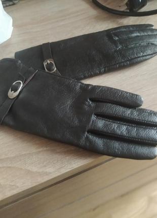 Кожаные перчатки размер s
